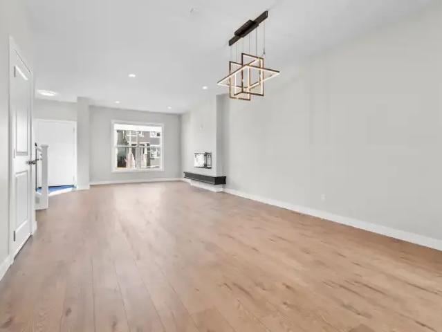 For Rent 3 Bedroom Apartment Calgary AB DS104986104