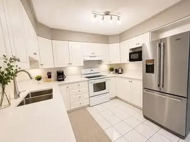 For Rent 3 Bedroom Apartment Calgary AB DS104991528