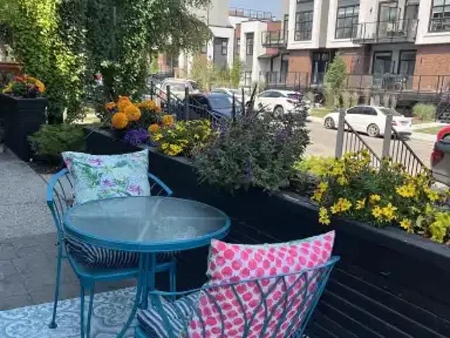 For Rent 3 Bedroom Apartment Calgary AB DS105580895