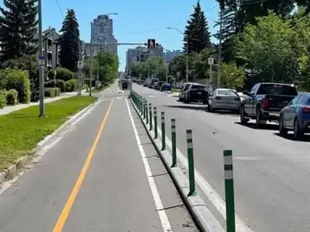 For Rent 3 Bedroom Apartment Calgary AB DS105048004