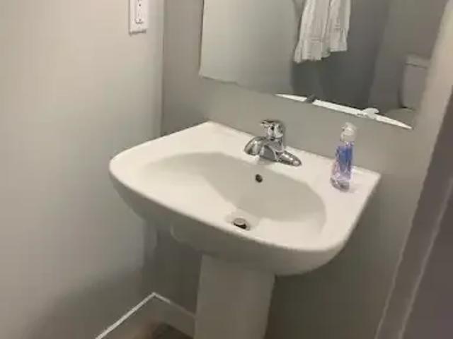 For Rent 3 Bedroom Apartment Calgary AB DS105150918