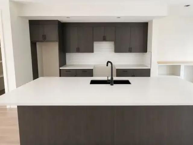 For Rent 3 Bedroom Apartment Calgary AB DS105281834