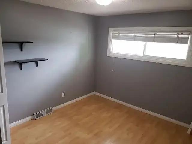 For Rent 3 Bedroom Apartment Calgary AB DS105359845