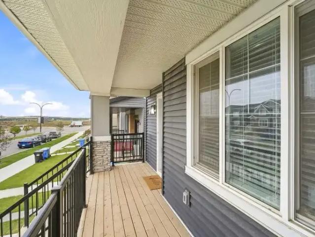 For Rent 3 Bedroom Apartment Calgary AB DS106247793