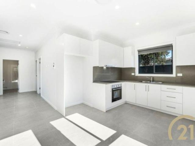 For Rent 3 Bedroom Apartment Cambridge Park, DS103926298