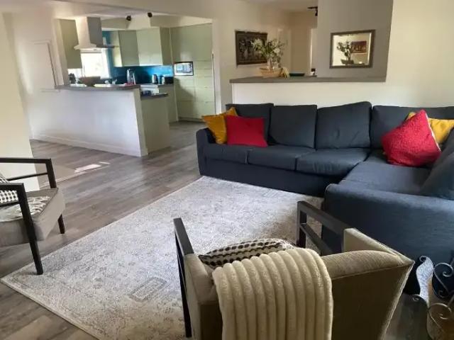 For Rent 3 Bedroom Apartment Canmore AB DS104470325