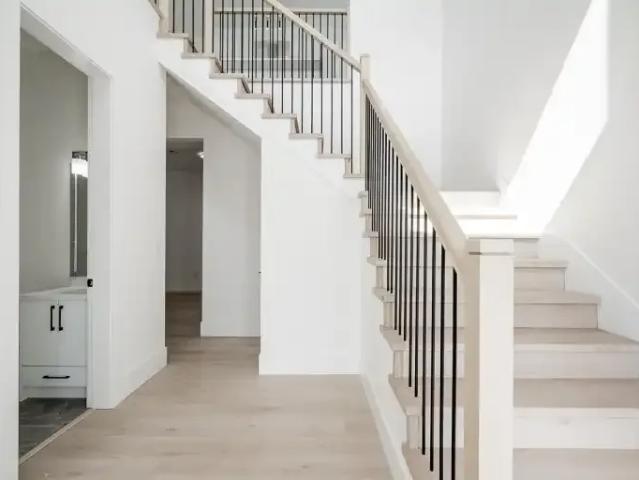For Rent 3 Bedroom Apartment Chilliwack BC DLS104941126