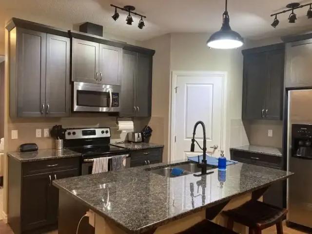 For Rent 3 Bedroom Apartment Cochrane AB DLS104782831