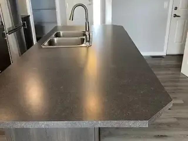 For Rent 3 Bedroom Apartment Cochrane AB DS104841749