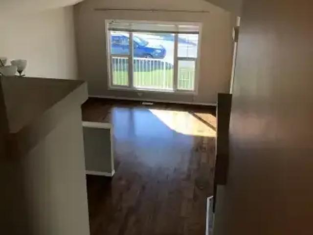 For Rent 3 Bedroom Apartment Cochrane AB DS105047201