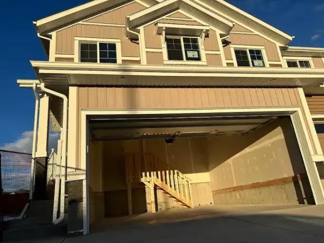For Rent 3 Bedroom Apartment Cochrane AB DS106118168