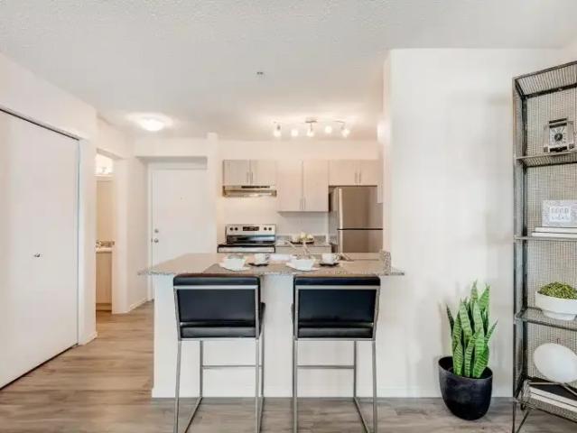 For Rent 3 Bedroom Apartment Cochrane AB DS101090083