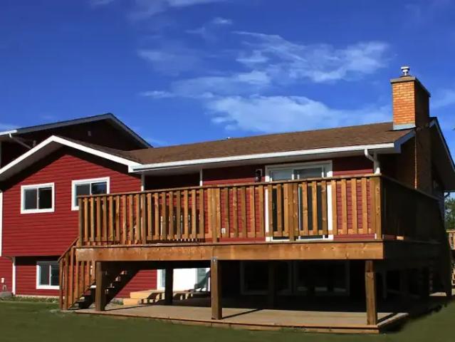 For Rent 3 Bedroom Apartment Delacour AB DS104910244
