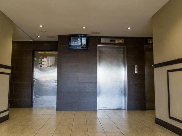 For Rent 3 Bedroom Apartment Etobicoke ON DS93799794