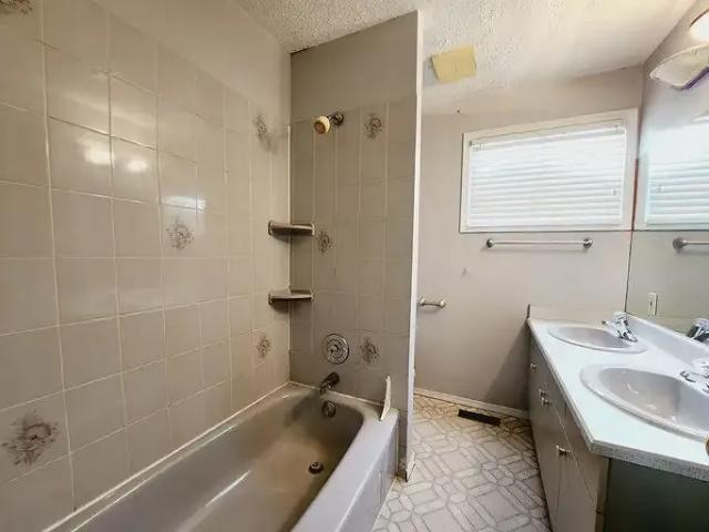 For Rent 3 Bedroom Apartment Edmonton AB DLS104535508