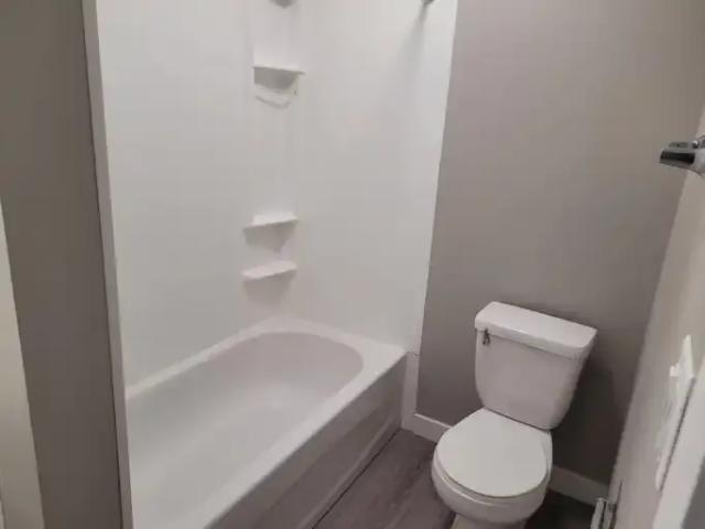 For Rent 3 Bedroom Apartment Edmonton AB DLS104940329