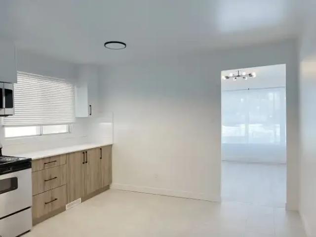 For Rent 3 Bedroom Apartment Edmonton AB DLS105505876