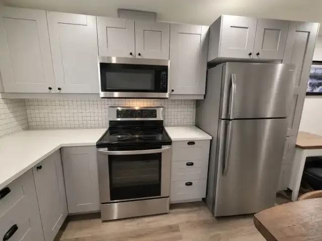 For Rent 3 Bedroom Apartment Edmonton AB DS104179432