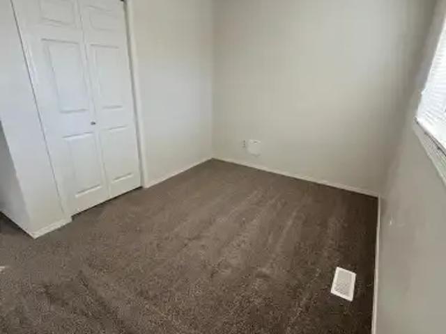 For Rent 3 Bedroom Apartment Edmonton AB DS104224384
