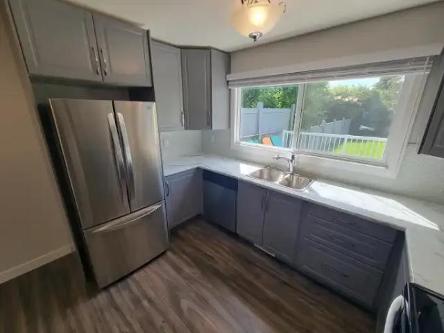For Rent 3 Bedroom Apartment Edmonton AB DS104257176