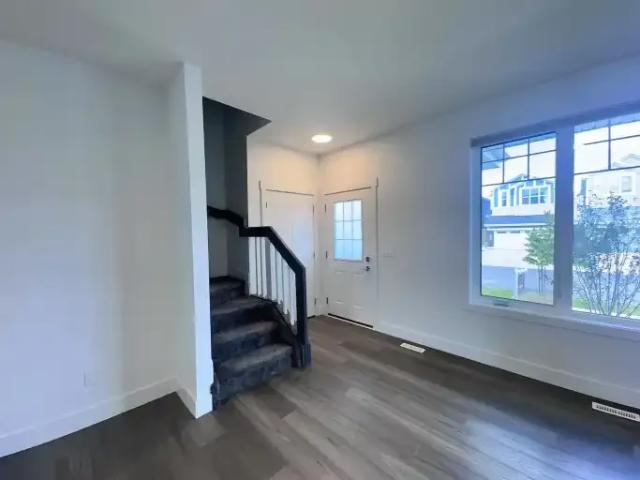 For Rent 3 Bedroom Apartment Edmonton AB DS104506743