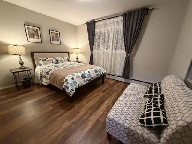 For Rent 3 Bedroom Apartment Edmonton AB DS104876713