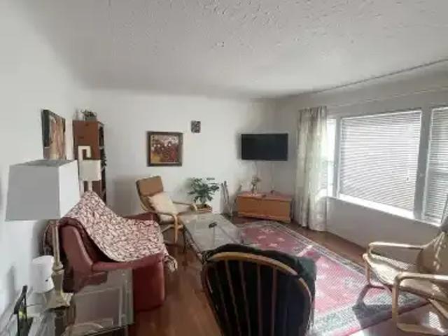 For Rent 3 Bedroom Apartment Edmonton AB DS104888701