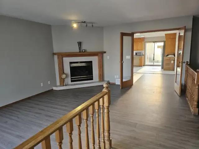 For Rent 3 Bedroom Apartment Edmonton AB DS104985832