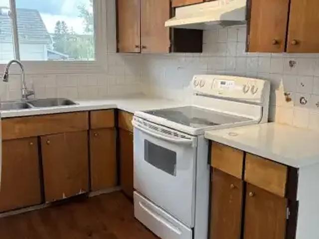 For Rent 3 Bedroom Apartment Edmonton AB DS104986153