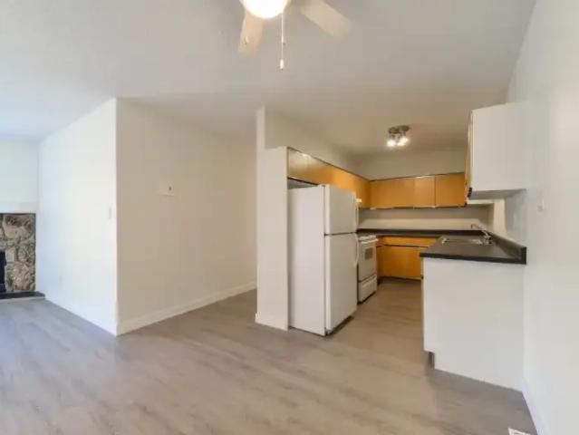 For Rent 3 Bedroom Apartment Edmonton AB DS105268009