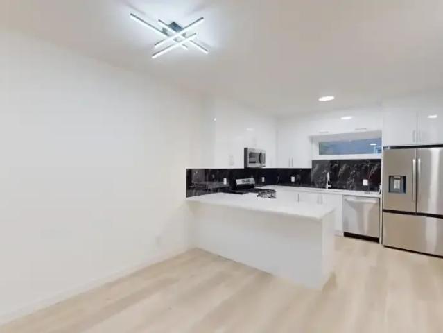 For Rent 3 Bedroom Apartment Edmonton AB DS105378601