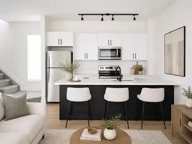 For Rent 3 Bedroom Apartment Edmonton AB DS105543291
