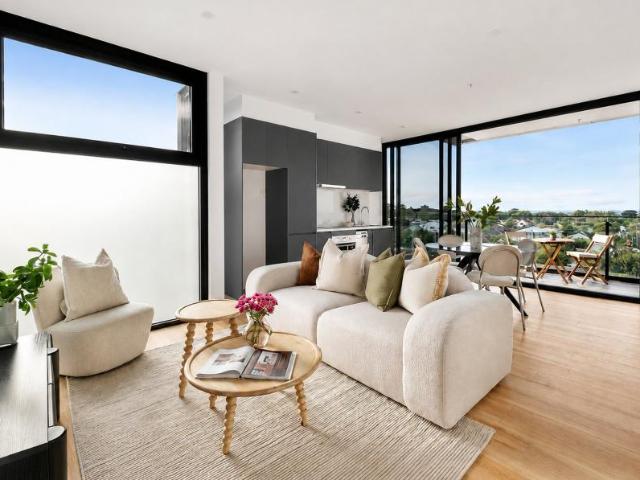 For Rent 3 Bedroom Apartment Footscray VIC DS105819713