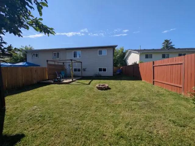 For Rent 3 Bedroom Apartment Grande Prairie AB DS104470667