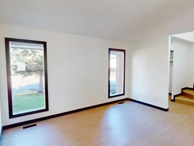 For Rent 3 Bedroom Apartment Grande Prairie AB DS105394973