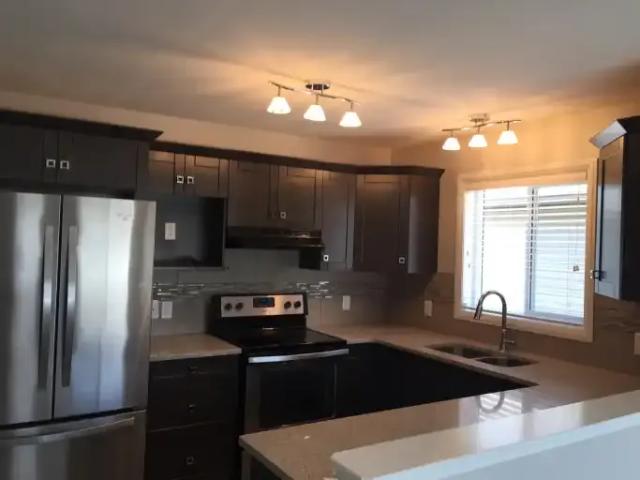 For Rent 3 Bedroom Apartment Grande Prairie AB DS105505352