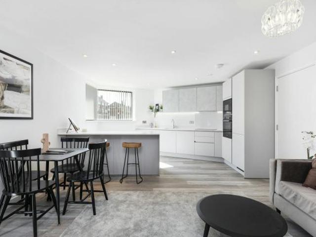 For Rent 3 Bedroom Apartment Harrow Harrow DS73598582