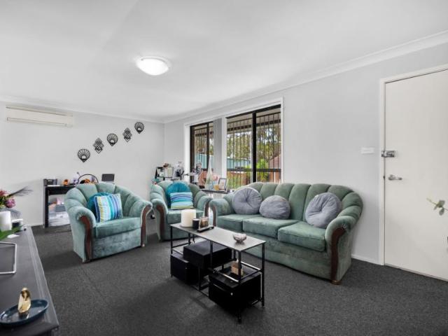 For Rent 3 Bedroom Apartment Ingleburn NSW DS106169189