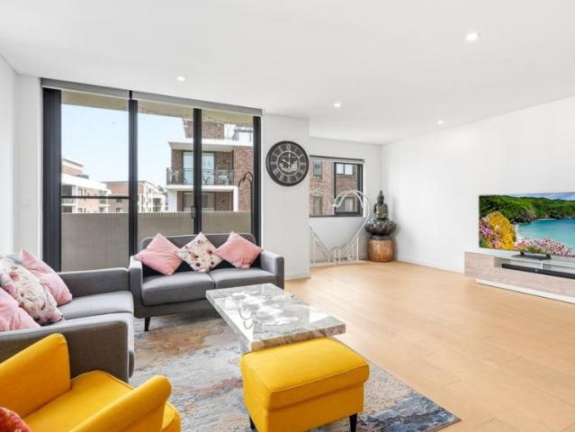 For Rent 3 Bedroom Apartment Kellyville, NSW DS105863165