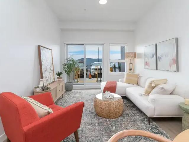 For Rent 3 Bedroom Apartment Langford BC DS105525748
