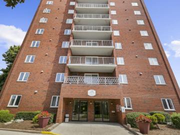 For Rent 3 Bedroom Apartment Leamington ON DS103358190