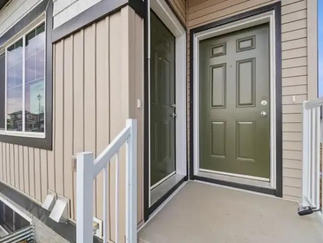 For Rent 3 Bedroom Apartment Leduc AB DLS105185851
