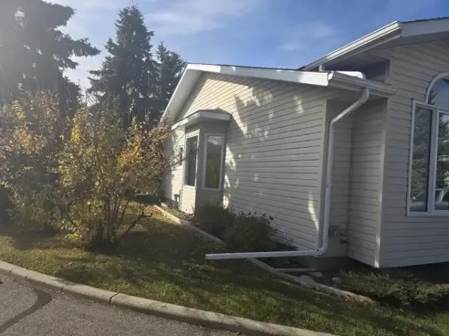 For Rent 3 Bedroom Apartment Leduc AB DS106148496