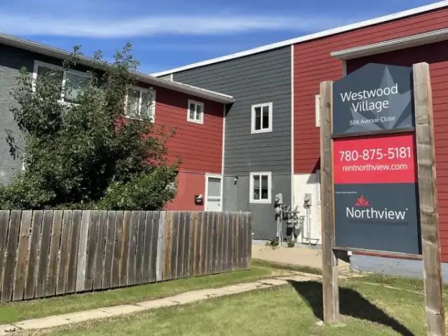 For Rent 3 Bedroom Apartment Lloydminster AB DS103610874