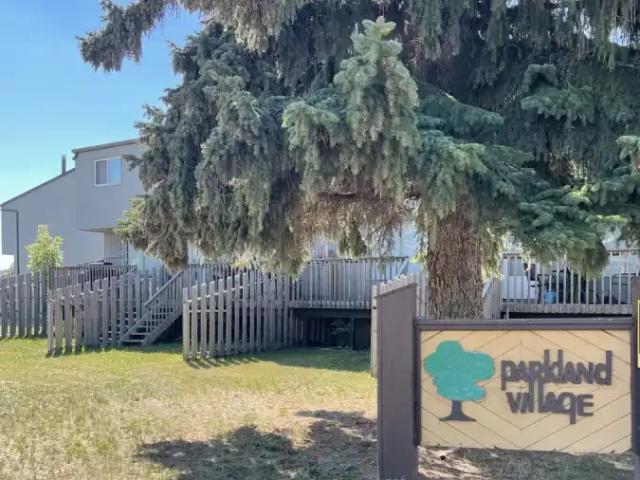 For Rent 3 Bedroom Apartment Lloydminster SK DS104506278