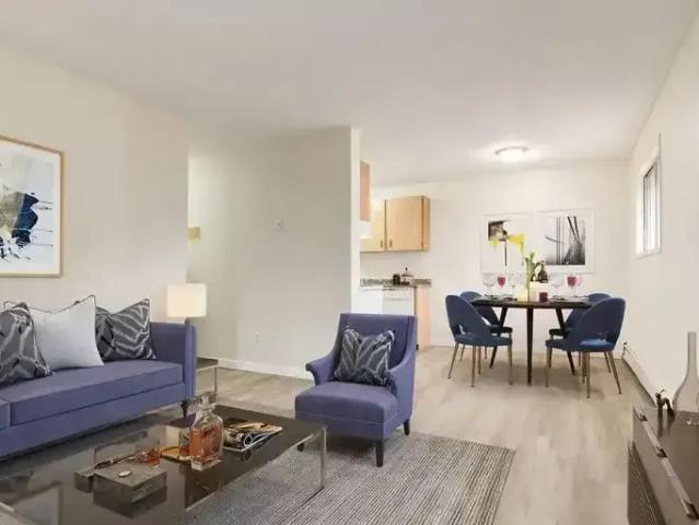 For Rent 3 Bedroom Apartment Lloydminster SK DS104840236