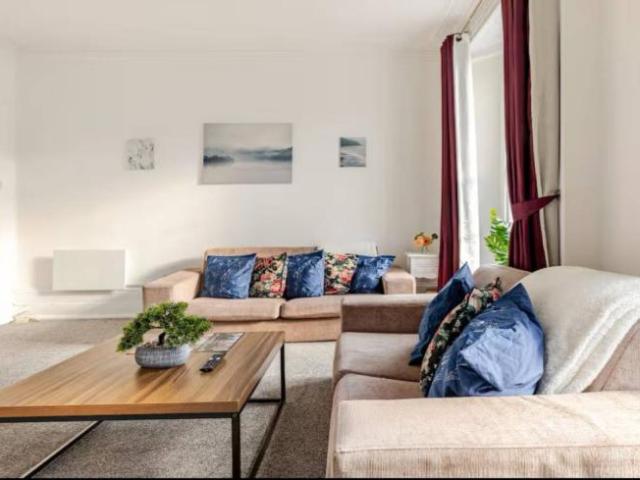For Rent 3 Bedroom Apartment London London DS98675879