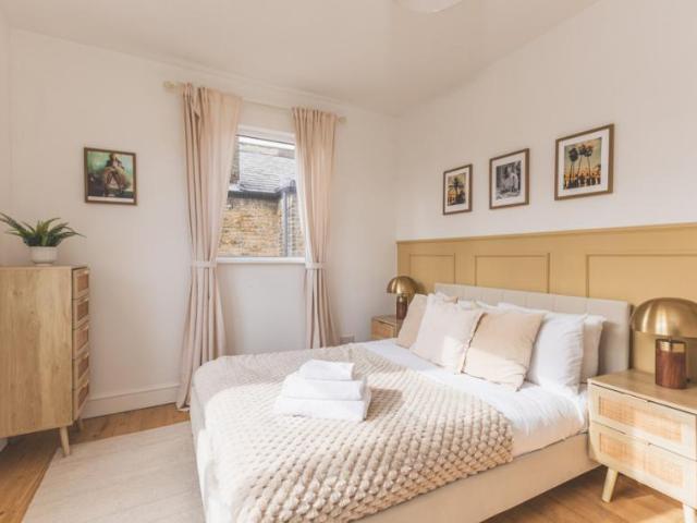 For Rent 3 Bedroom Apartment London London DS105716874