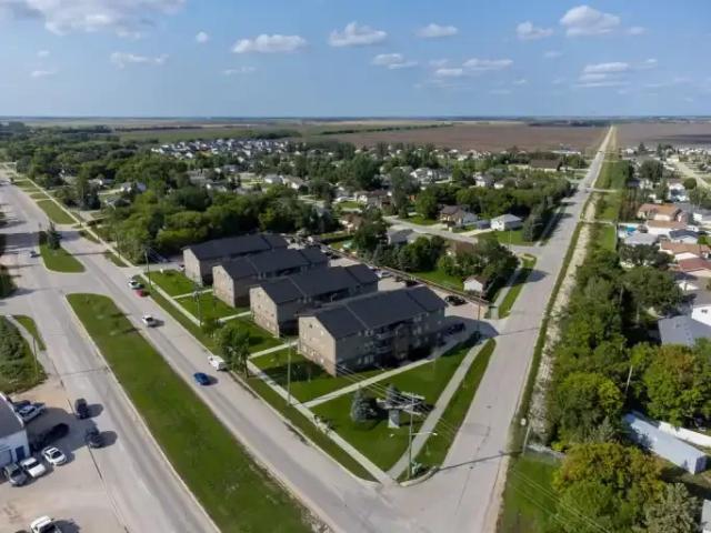 For Rent 3 Bedroom Apartment Lorette MB DS104887660