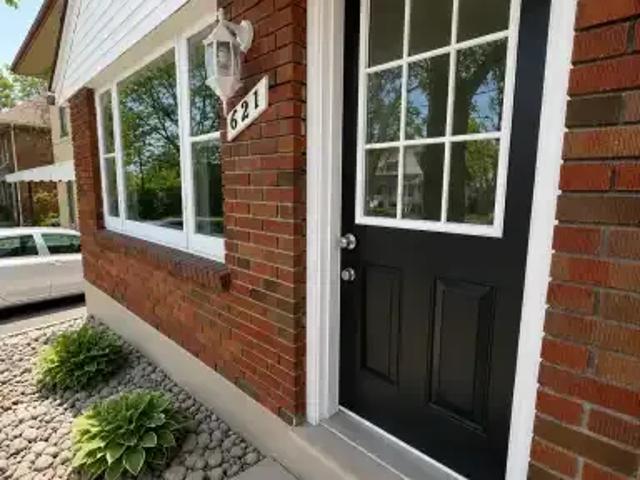 For Rent 3 Bedroom Apartment Peterborough ON DS104401174